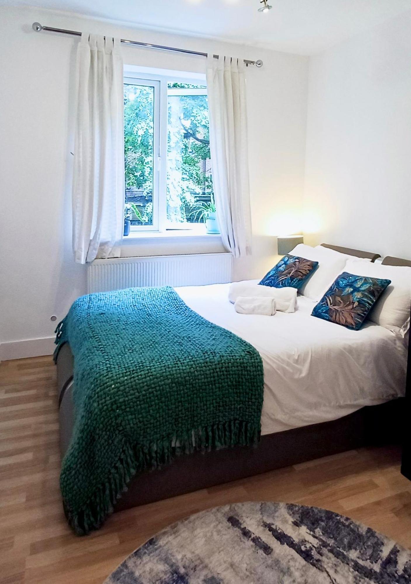 Olympia 2 Bed Terrace