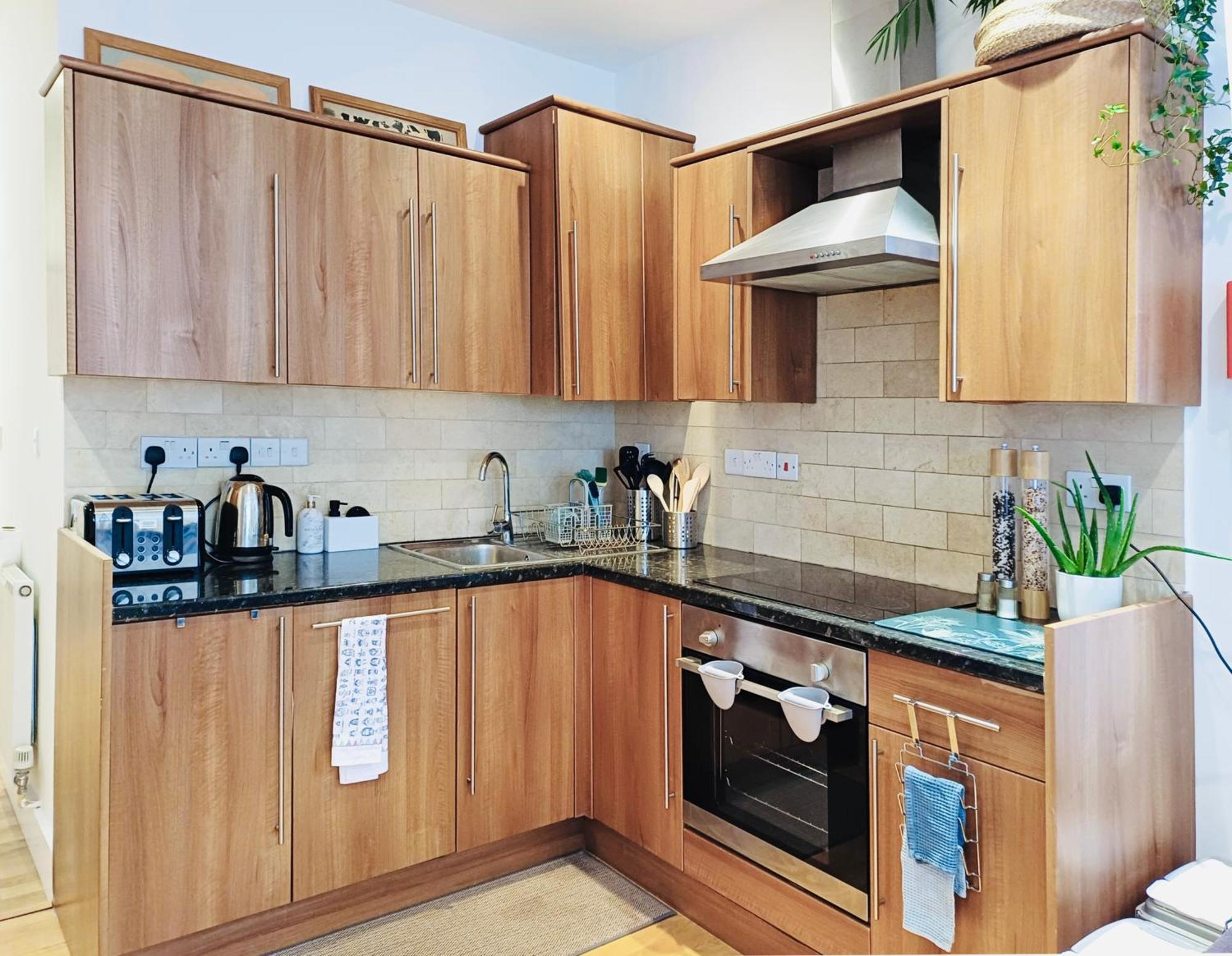 Olympia 2 Bed Terrace London